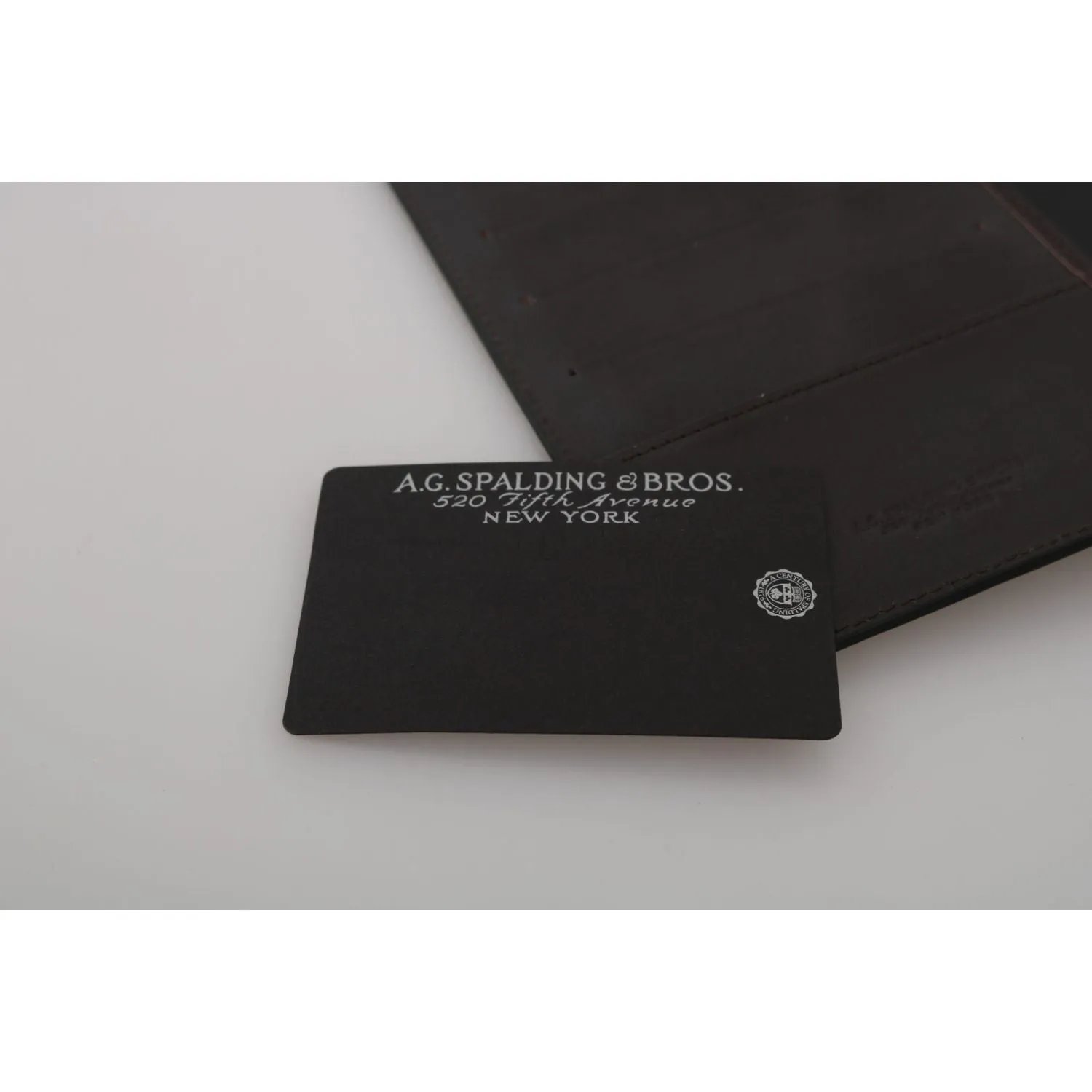 A.G. Spalding & Bros Elegant Leather Passport Wallet - Sleek Travel Essential