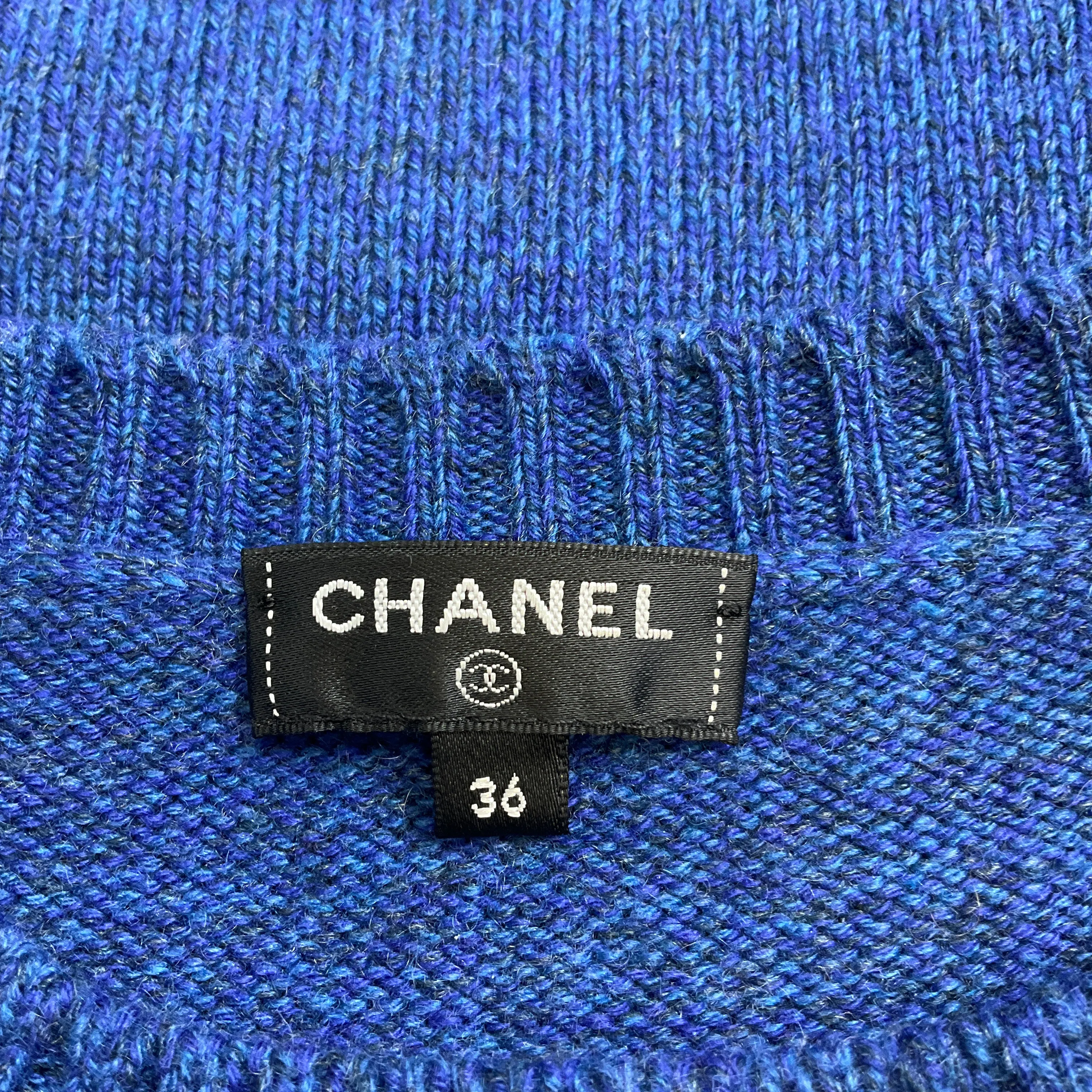 Chanel Blue Pearl Embellished Short Sleeved Cashmere Knit Sweater