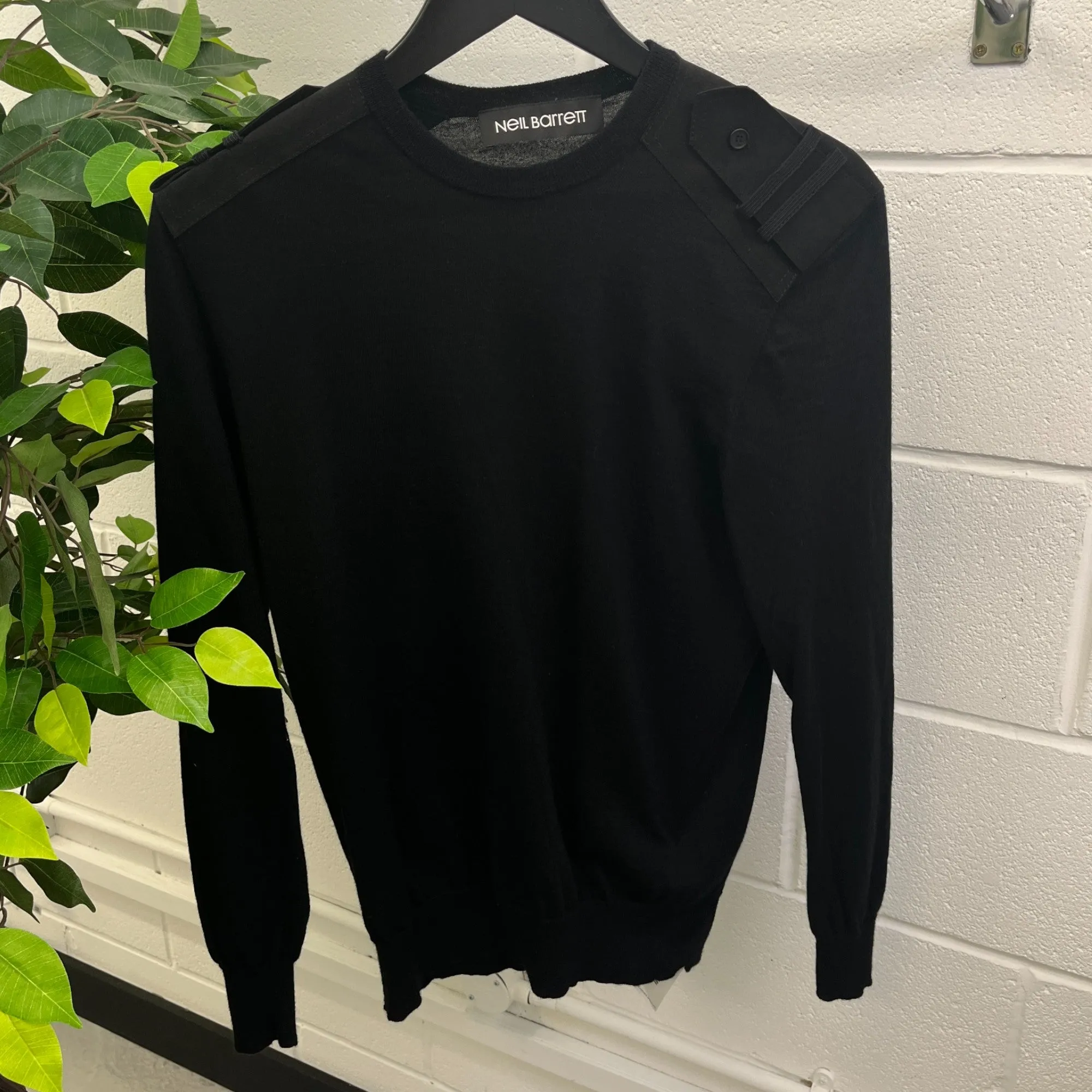 Men's Button Shoulder Sweatshirt Black Size M