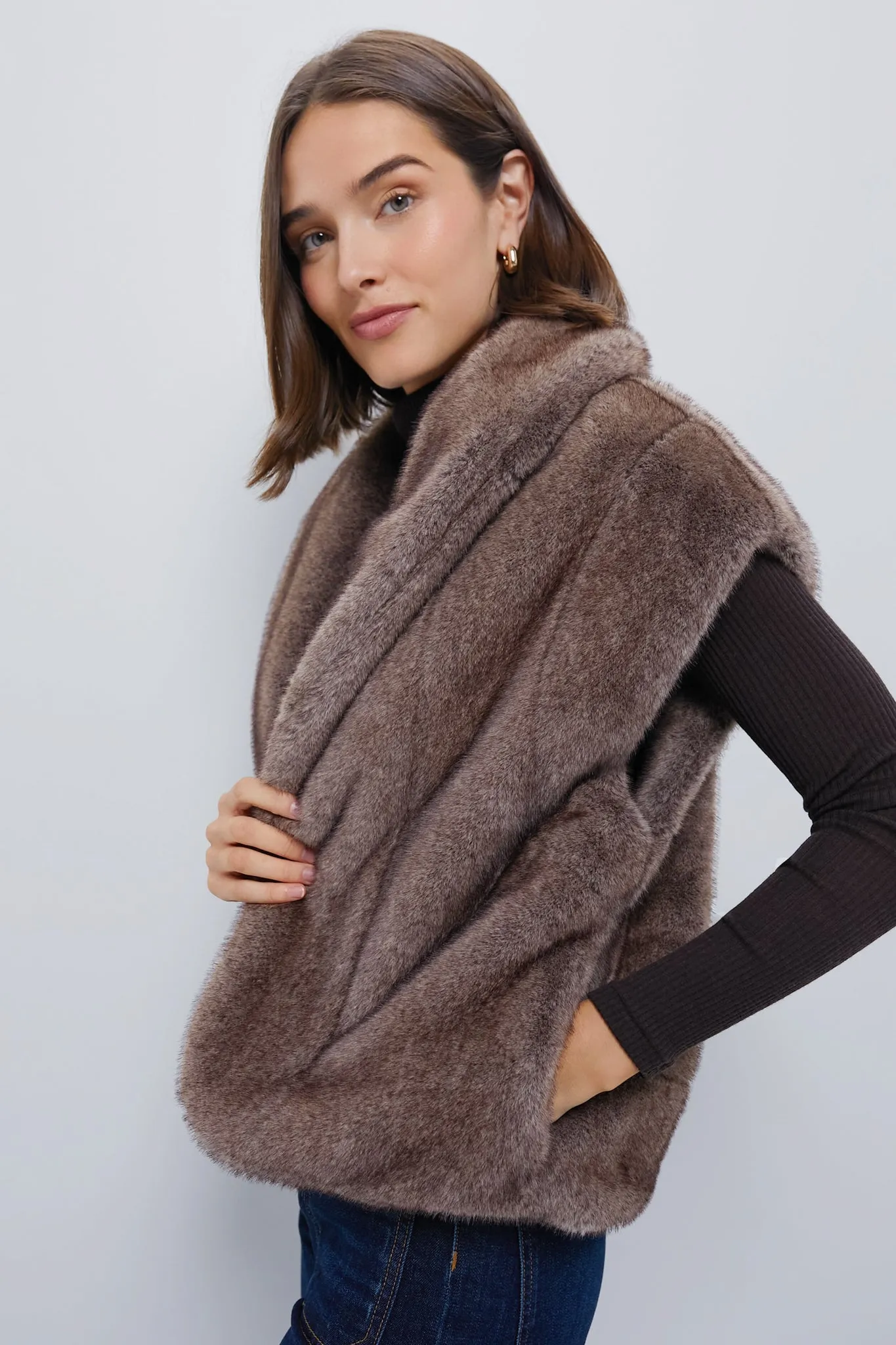 Oversized Aspen Faux Fur Vest