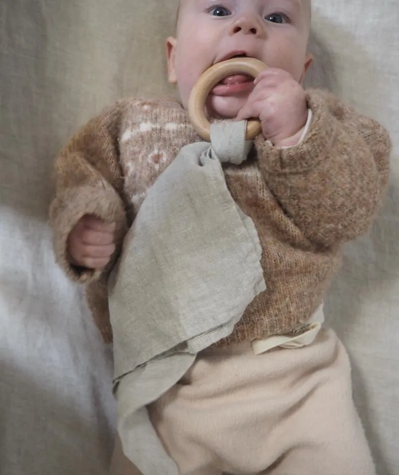 SAMPLE SALE<br>White Linen<br>Teething Ring