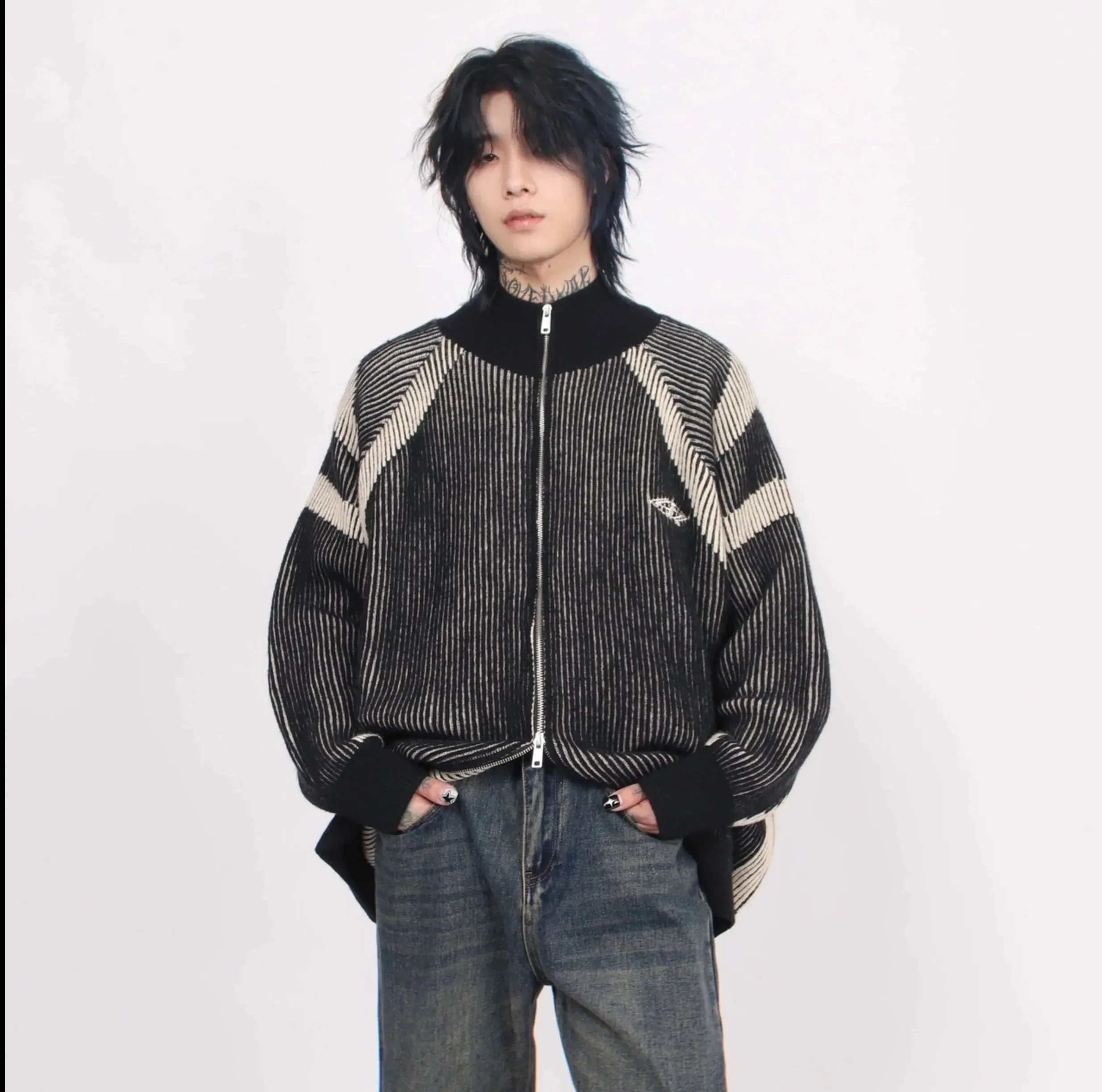 Streetwear Contrast Stripe Knitted Jacket