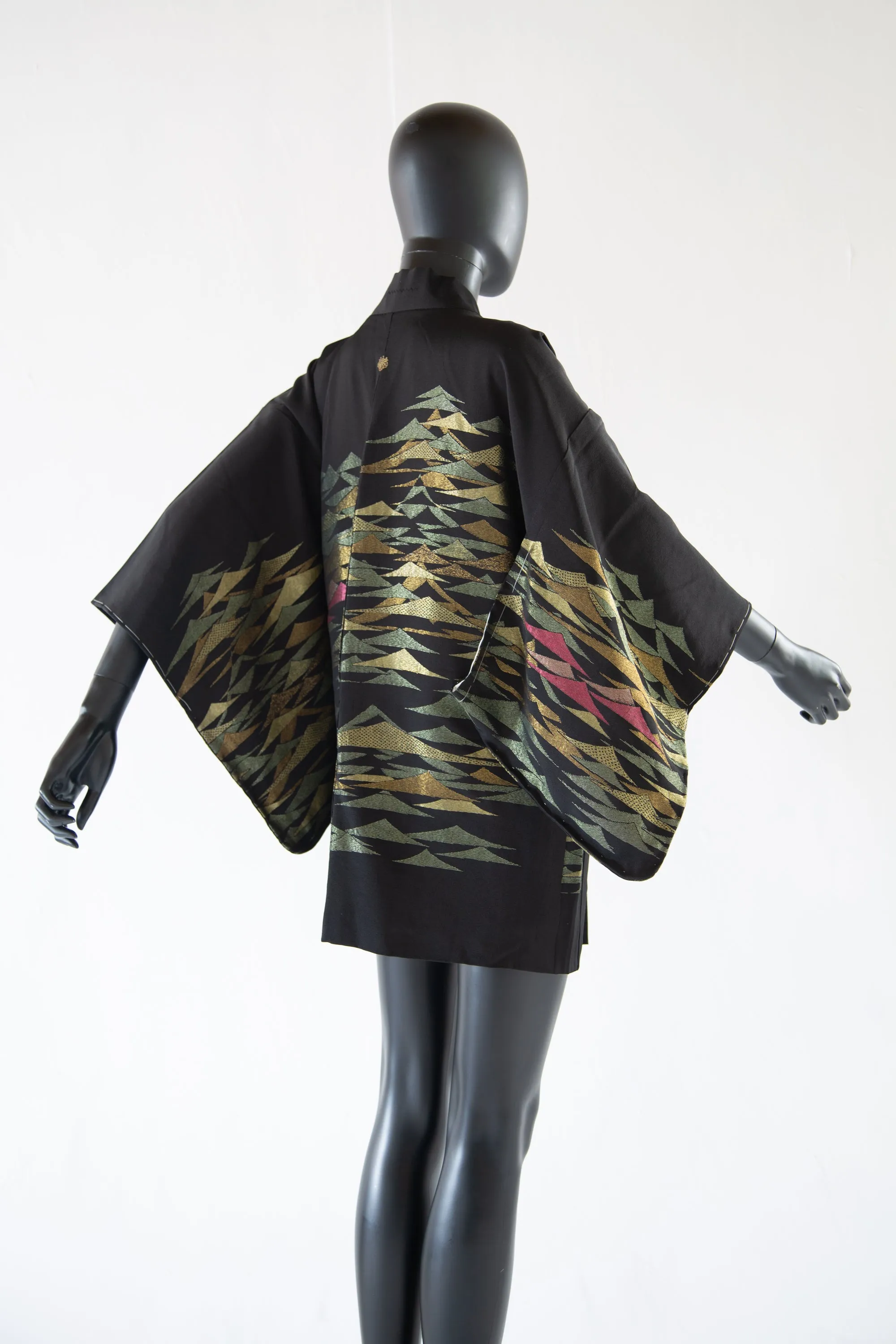 Vintage 1950s Black Metallic Abstract Haori Kimono Jacket