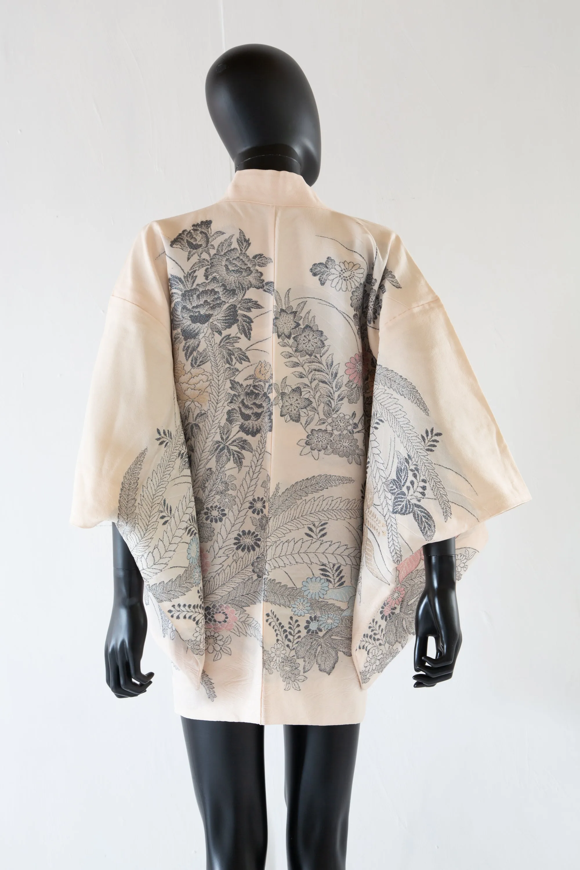 Vintage 1960s Cream Blush Floral Haori Kimono Jacket