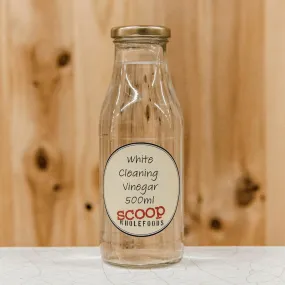 white cleaning vinegar